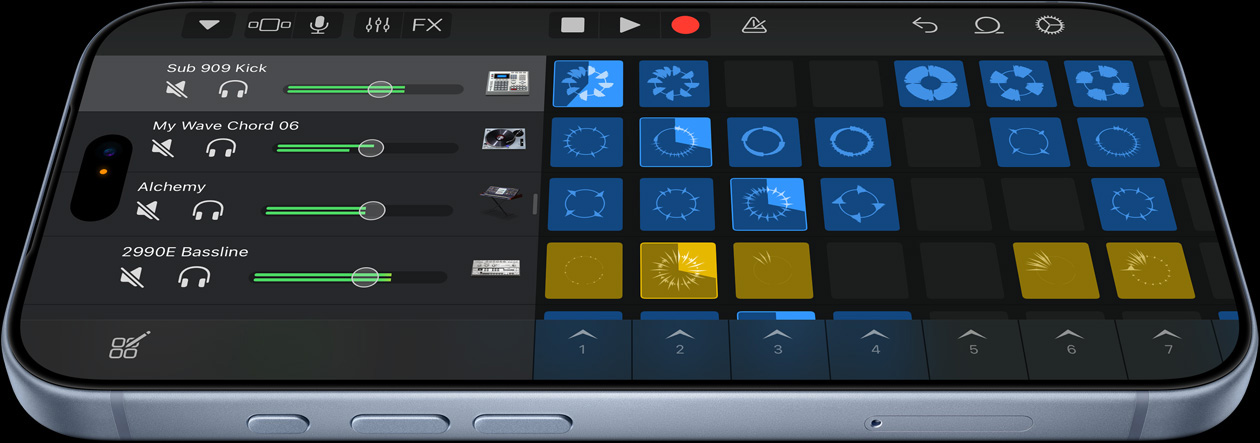 글레이셔 색상의 iPhone 18 Pro가 Logic Pro 음악 제작 앱의 사용자 인터페이스를 보여주는 모습.
