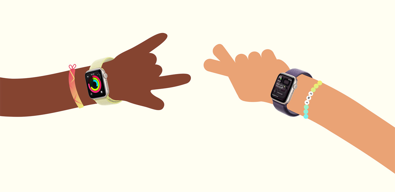 Zbliżenie na dziecko z plecakiem korzystające z Apple Watch.