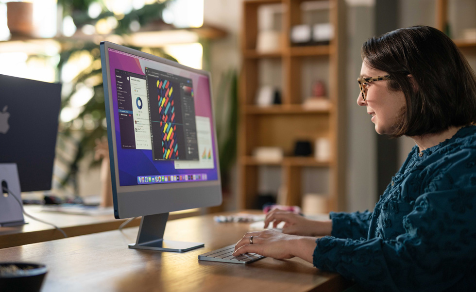 デザイナーはオーダーメイド製品のデザインにMacを使用しています。