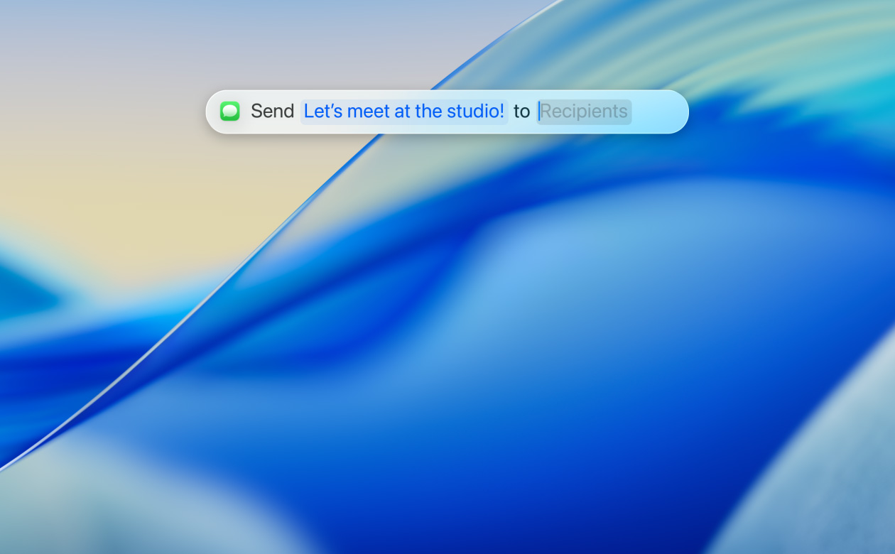 Primer plano de la nueva app Spotlight translúcida, una persona usa la app Mensajes para mandar un mensaje de texto a uno de sus contactos